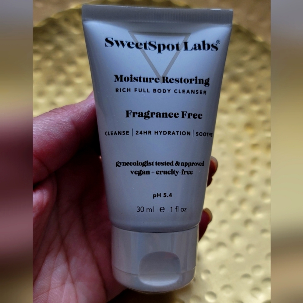 NWT SweetSpot Labs moisture Restoring rich full body Cleanser 30 mL
